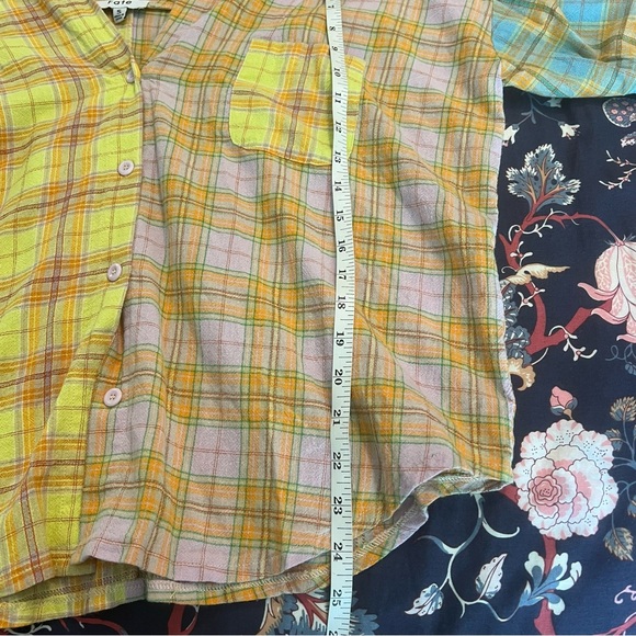 Fate Multicolored Plaid Double V Neck Button Front Shirt Roll Tank Sleeve Small - Picture 9 of 12